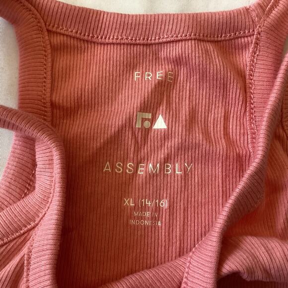 Free Assembly Ribbed Knit Tank Top - Picture 2 of 5